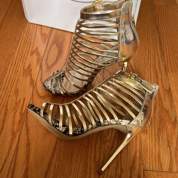 Steven Madden high heels 👠 - Picture 3 of 6
